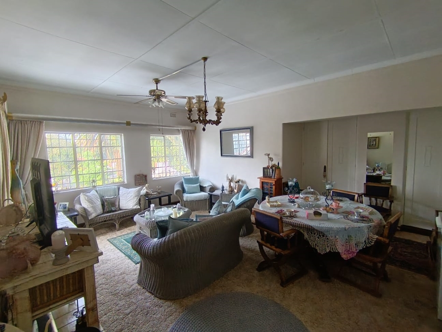 6 Bedroom Property for Sale in Selection Park Gauteng