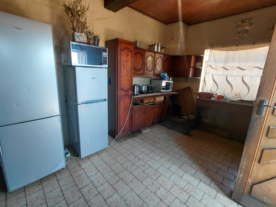 10 Bedroom Property for Sale in South Hills Gauteng