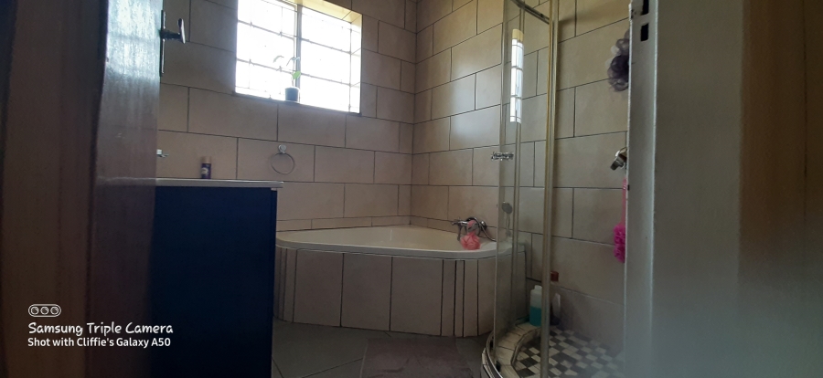 To Let 3 Bedroom Property for Rent in Alberton North Gauteng