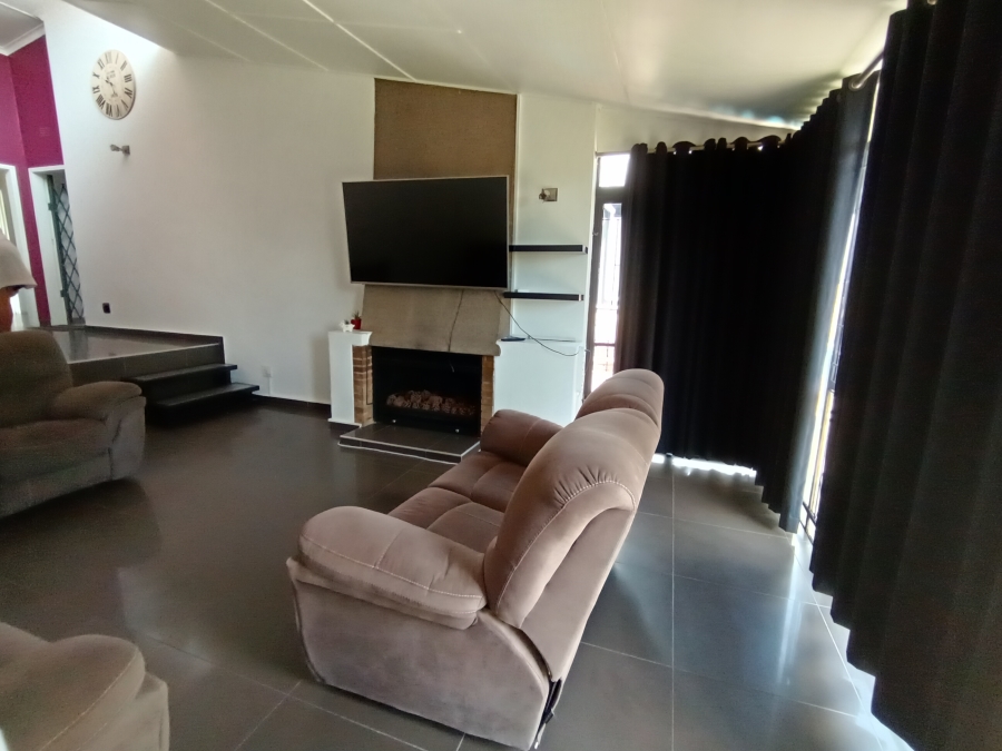 3 Bedroom Property for Sale in South Crest Gauteng