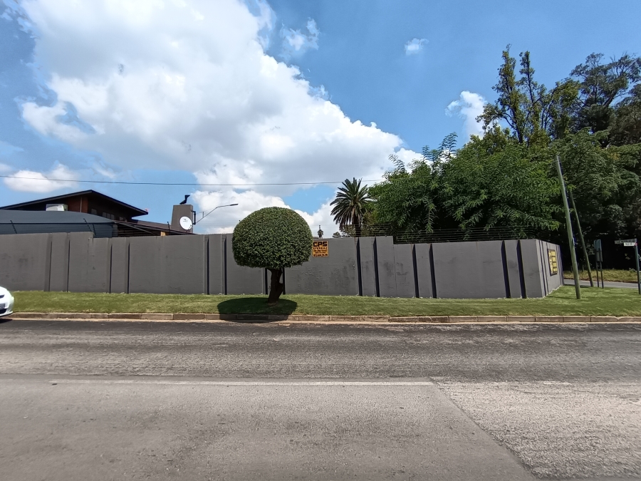 3 Bedroom Property for Sale in South Crest Gauteng