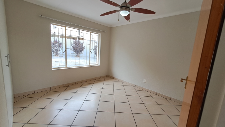 3 Bedroom Property for Sale in Jordaan Park Gauteng