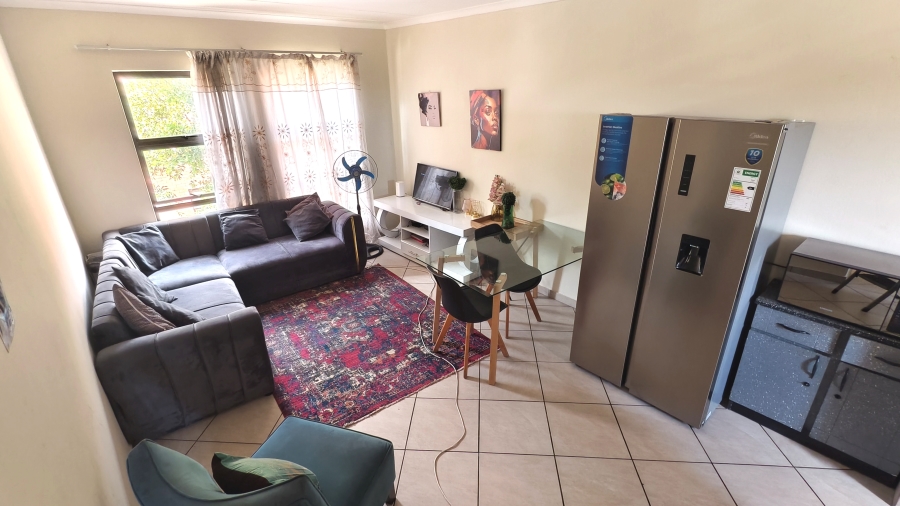 2 Bedroom Property for Sale in Kosmosdal Gauteng