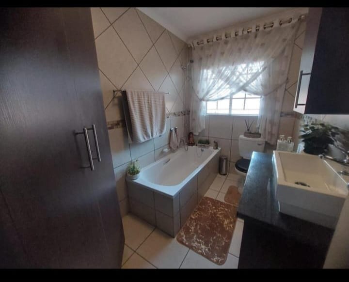 3 Bedroom Property for Sale in Montana Gauteng