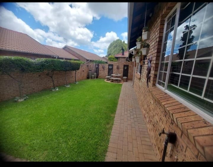 3 Bedroom Property for Sale in Montana Gauteng