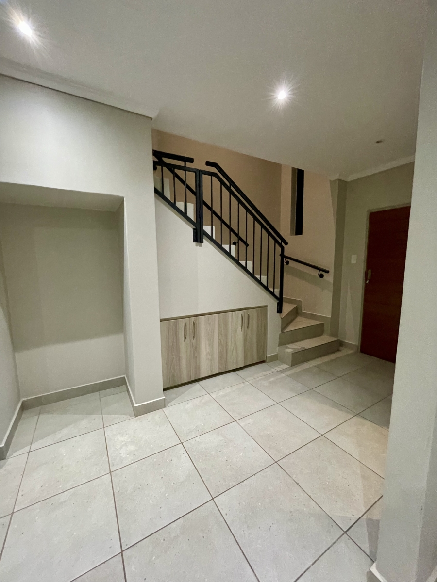 4 Bedroom Property for Sale in Lion Pride Gauteng