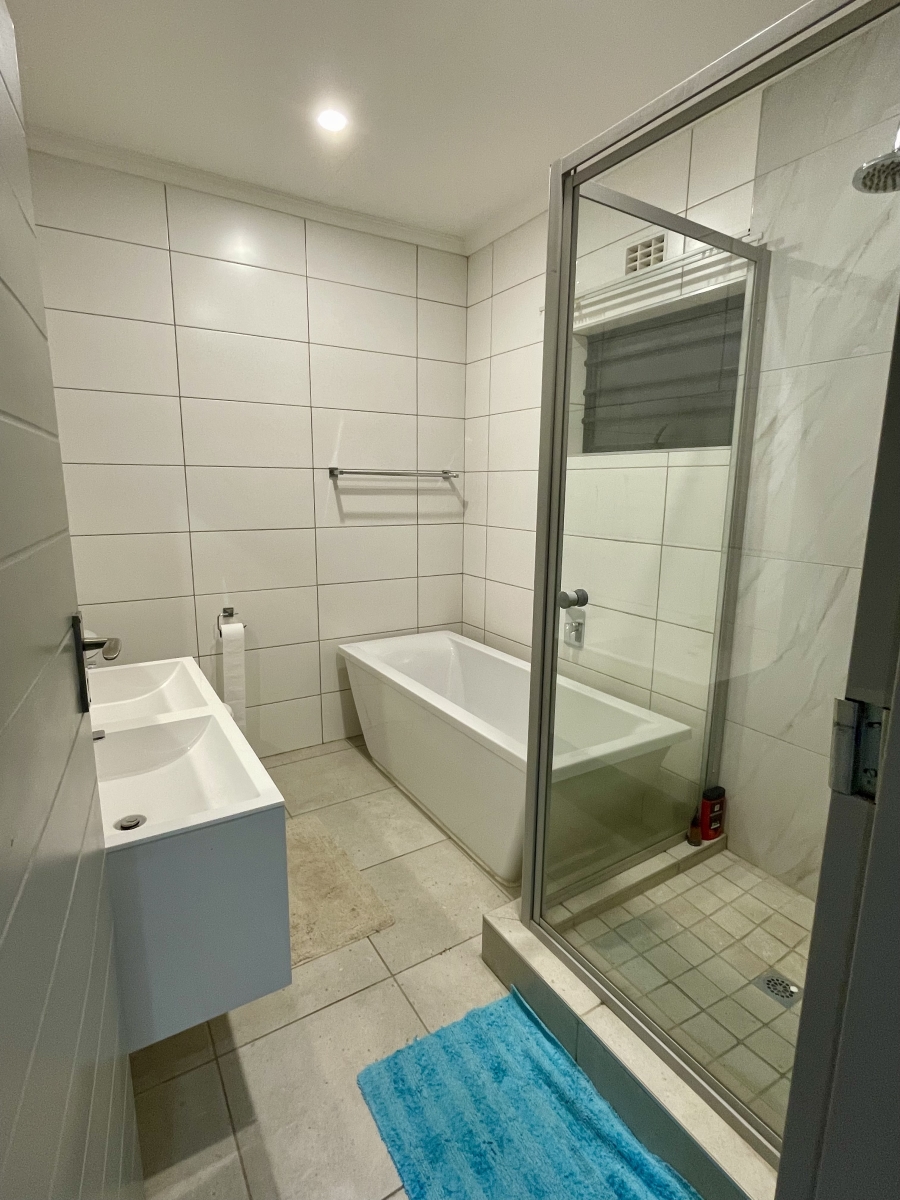 4 Bedroom Property for Sale in Lion Pride Gauteng