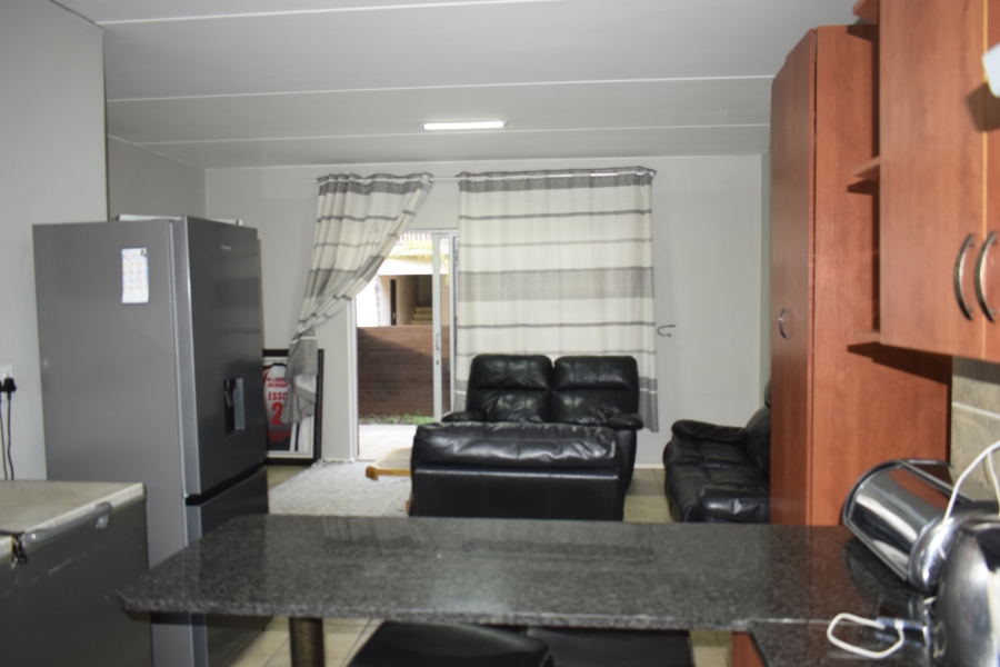 2 Bedroom Property for Sale in Bardene Gauteng