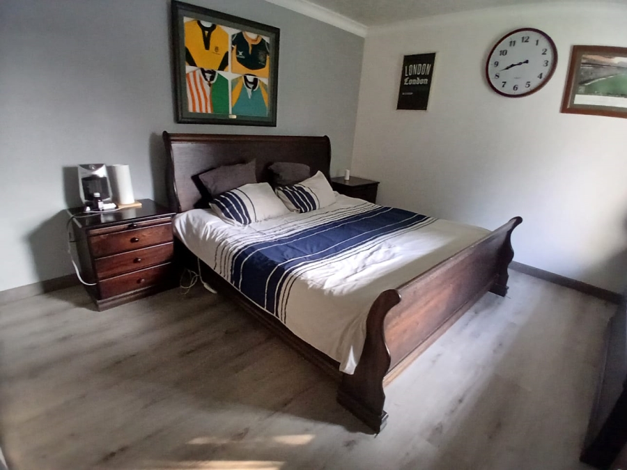 5 Bedroom Property for Sale in Selcourt Gauteng