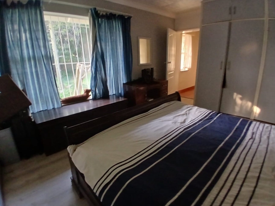 5 Bedroom Property for Sale in Selcourt Gauteng