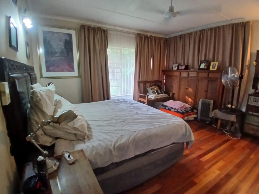 5 Bedroom Property for Sale in Selcourt Gauteng