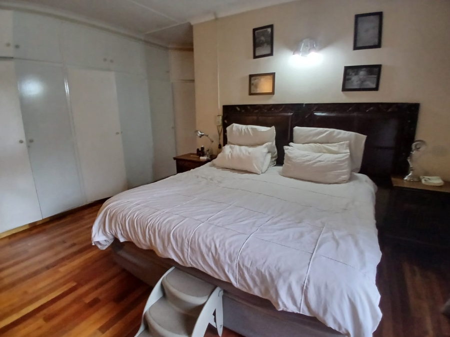 5 Bedroom Property for Sale in Selcourt Gauteng