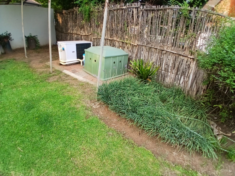 5 Bedroom Property for Sale in Selcourt Gauteng