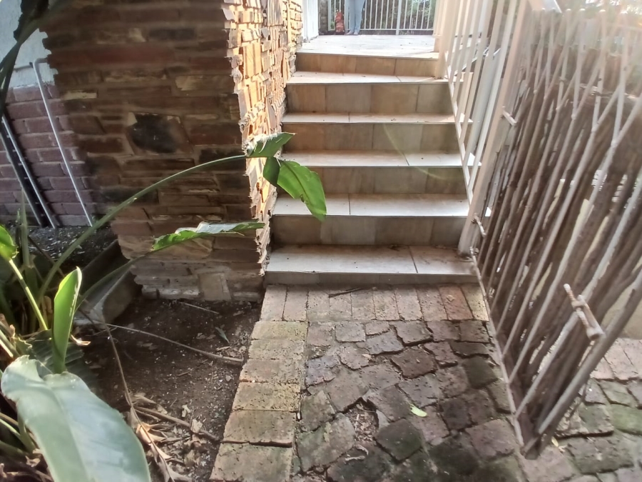 5 Bedroom Property for Sale in Selcourt Gauteng