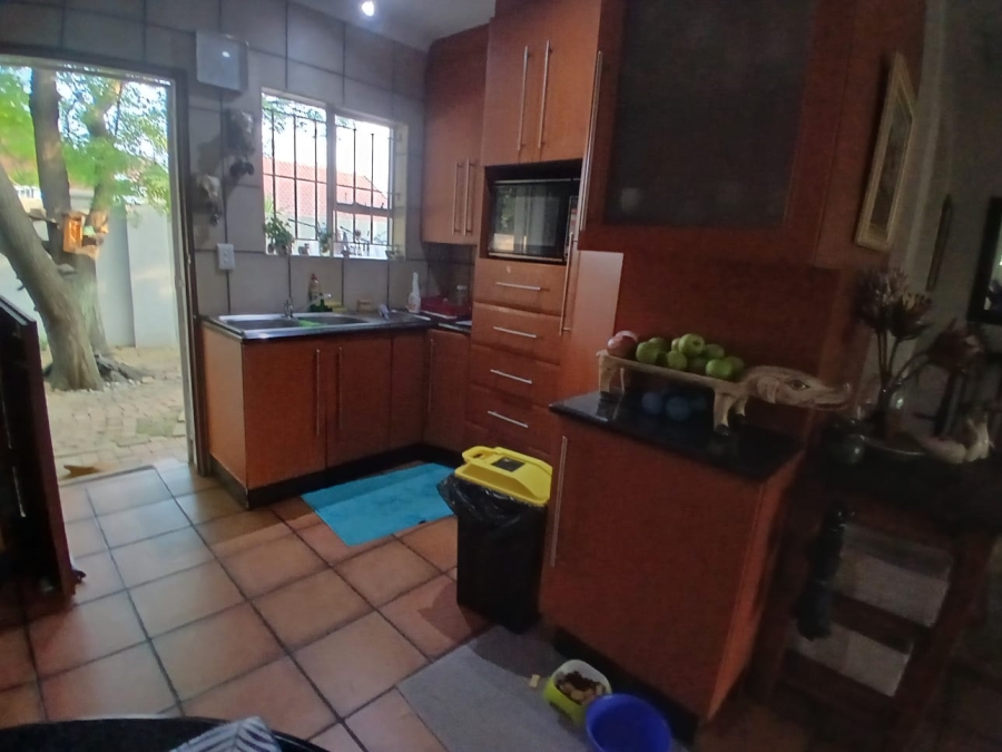 5 Bedroom Property for Sale in Selcourt Gauteng