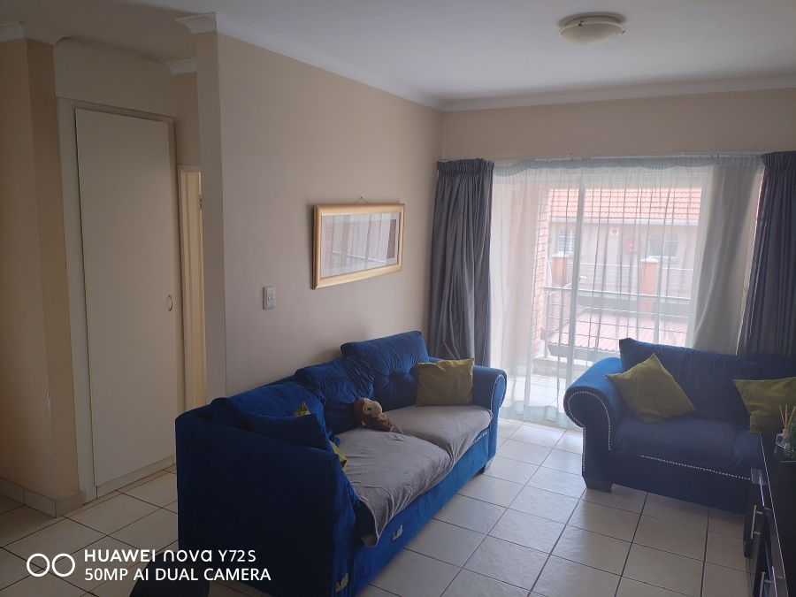 2 Bedroom Property for Sale in Kosmosdal Gauteng