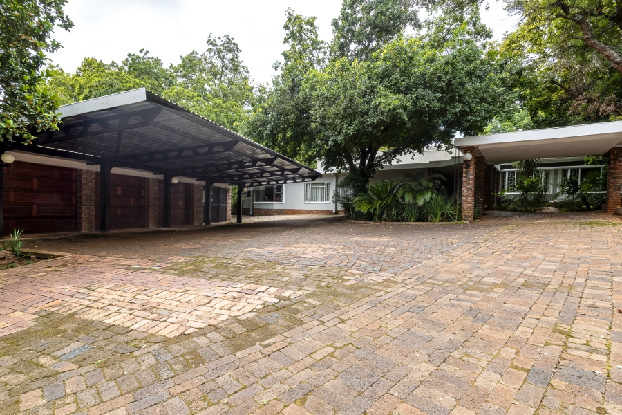 5 Bedroom Property for Sale in Lynnwood Gauteng