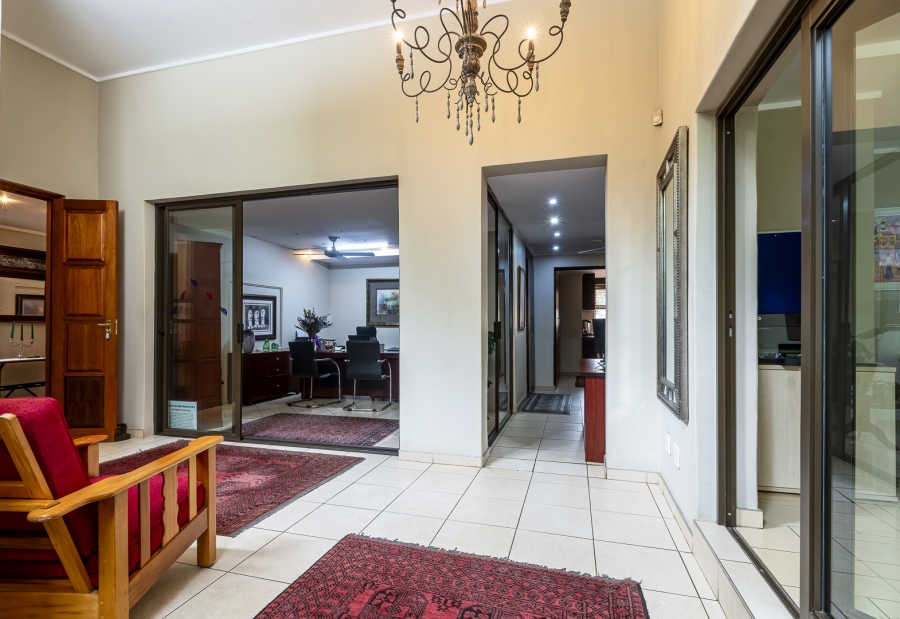 5 Bedroom Property for Sale in Lynnwood Gauteng