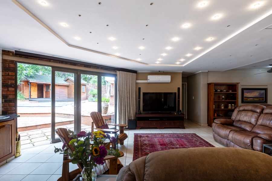 5 Bedroom Property for Sale in Lynnwood Gauteng