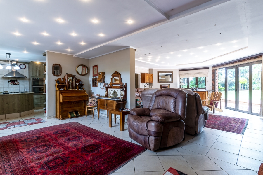 5 Bedroom Property for Sale in Lynnwood Gauteng