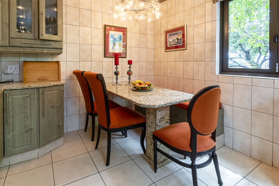 5 Bedroom Property for Sale in Lynnwood Gauteng