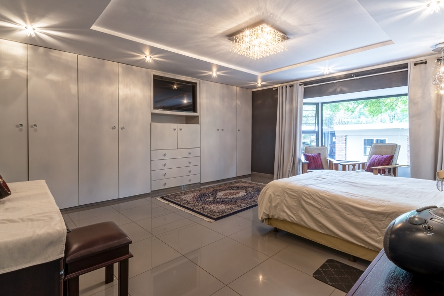 5 Bedroom Property for Sale in Lynnwood Gauteng