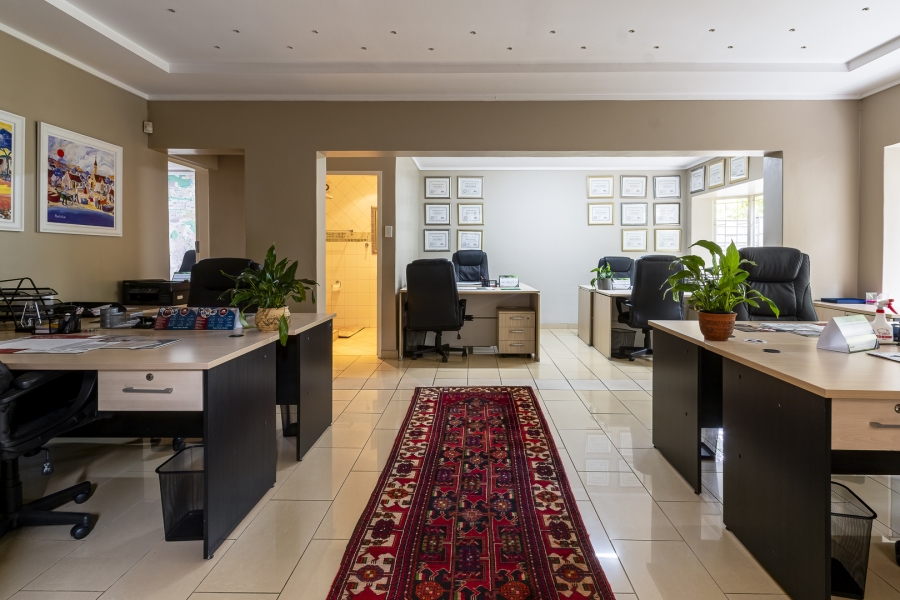 5 Bedroom Property for Sale in Lynnwood Gauteng