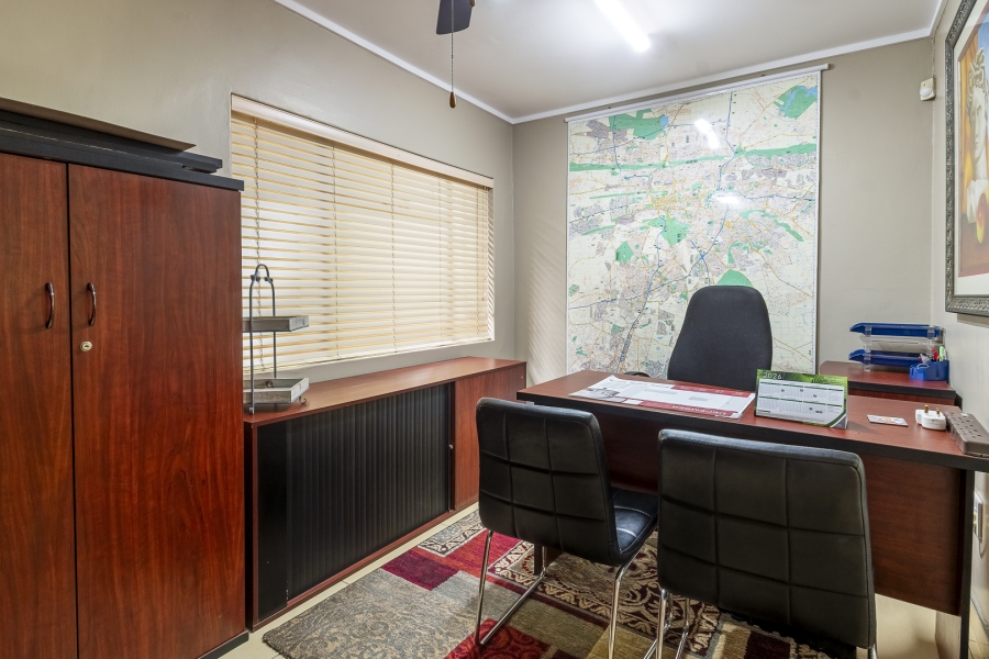 5 Bedroom Property for Sale in Lynnwood Gauteng