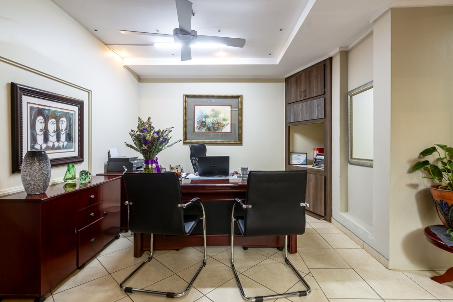 5 Bedroom Property for Sale in Lynnwood Gauteng