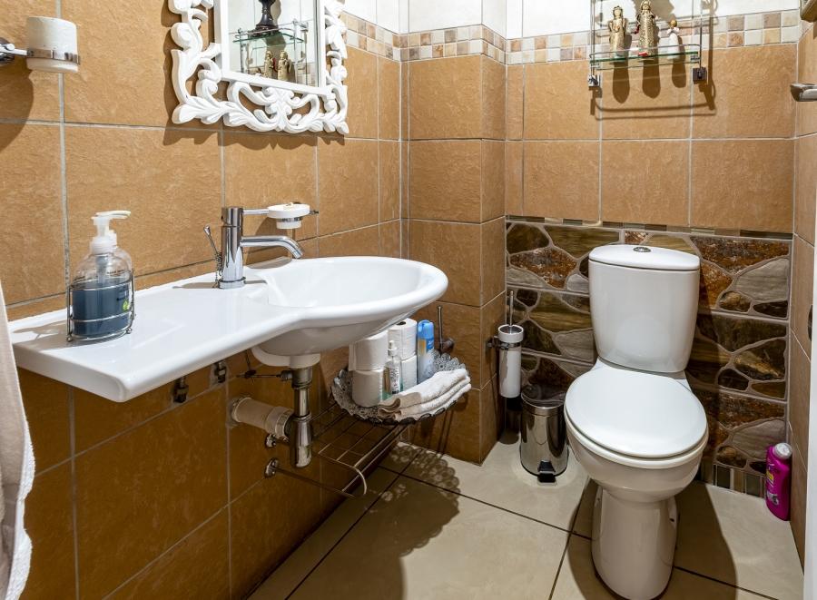 5 Bedroom Property for Sale in Lynnwood Gauteng