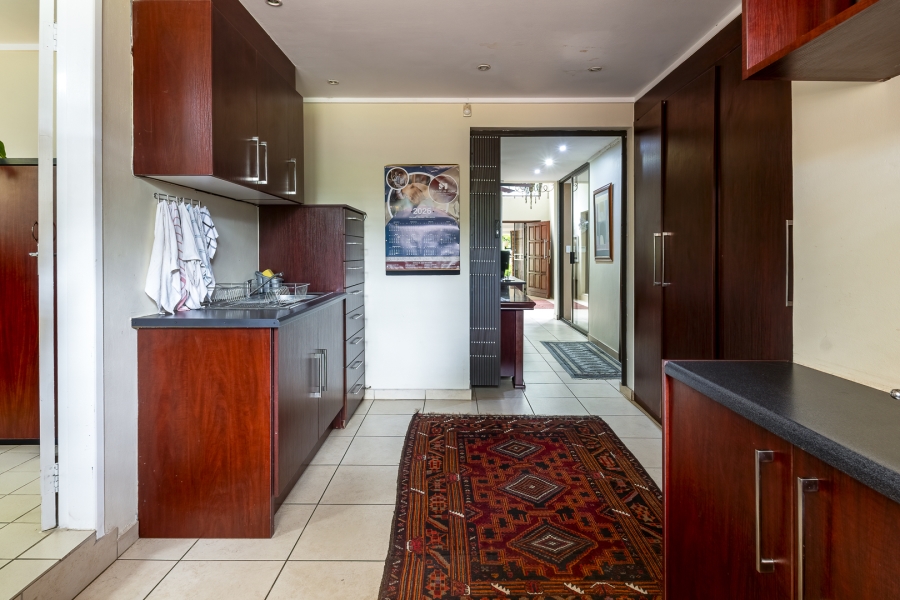 5 Bedroom Property for Sale in Lynnwood Gauteng