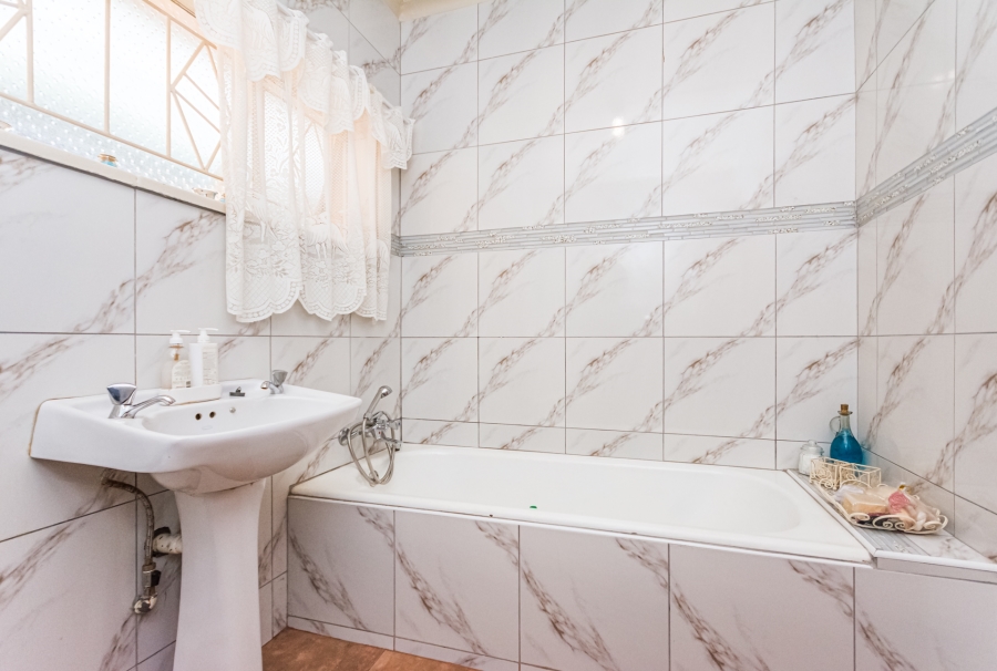 3 Bedroom Property for Sale in Randgate Gauteng