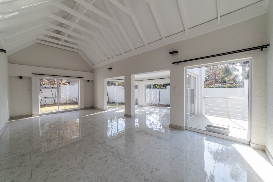 To Let 4 Bedroom Property for Rent in Dainfern Golf Estate Gauteng