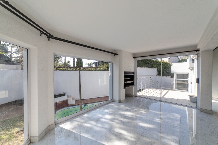 To Let 4 Bedroom Property for Rent in Dainfern Golf Estate Gauteng