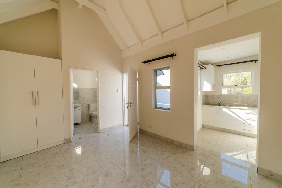 To Let 4 Bedroom Property for Rent in Dainfern Golf Estate Gauteng