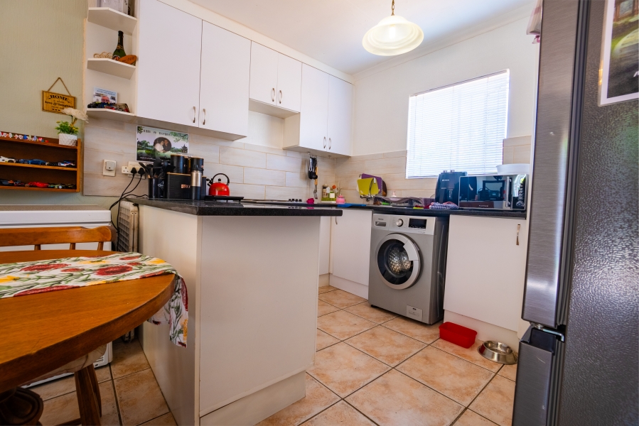 2 Bedroom Property for Sale in Honeydew Ridge Gauteng