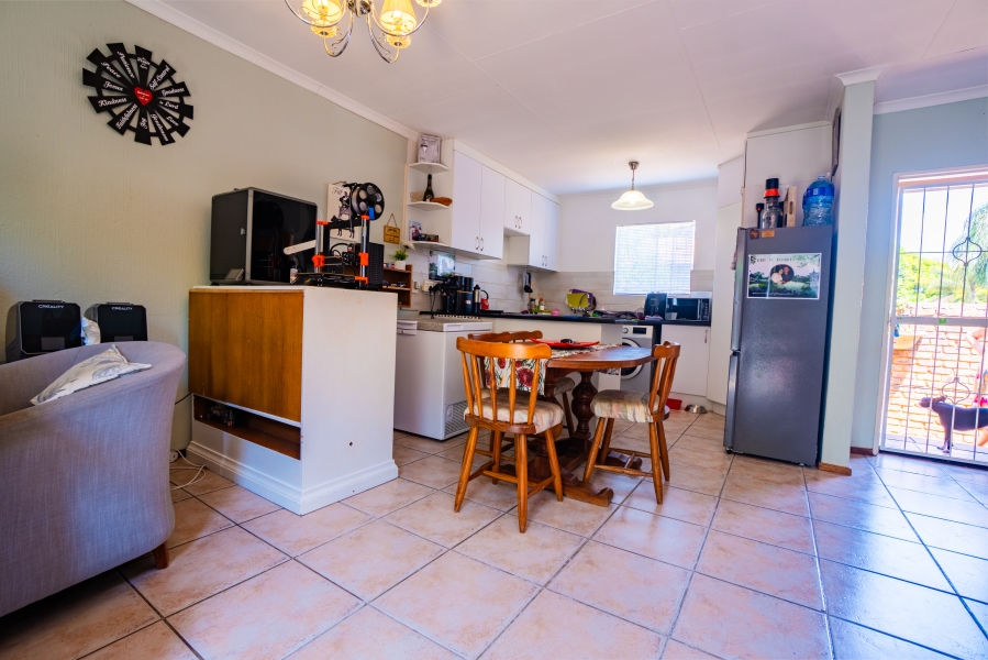 2 Bedroom Property for Sale in Honeydew Ridge Gauteng