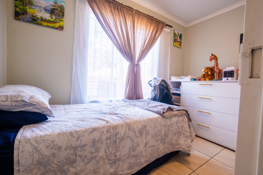 2 Bedroom Property for Sale in Honeydew Ridge Gauteng
