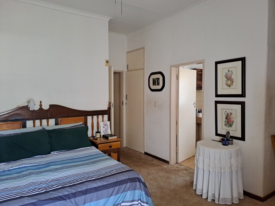 4 Bedroom Property for Sale in Garsfontein Gauteng