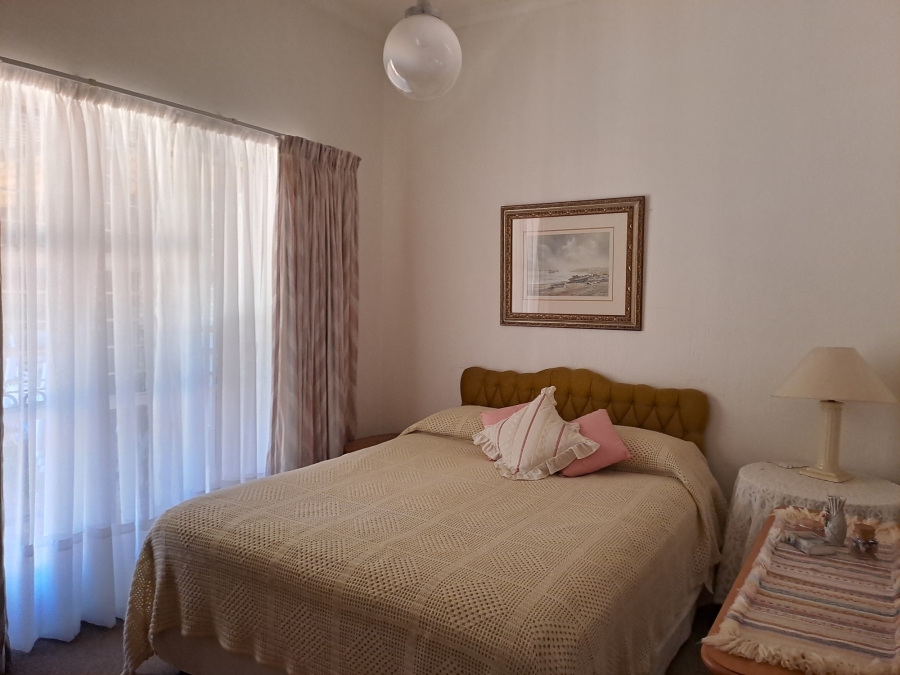 4 Bedroom Property for Sale in Garsfontein Gauteng