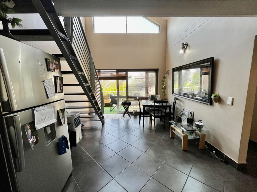 2 Bedroom Property for Sale in Lonehill Gauteng