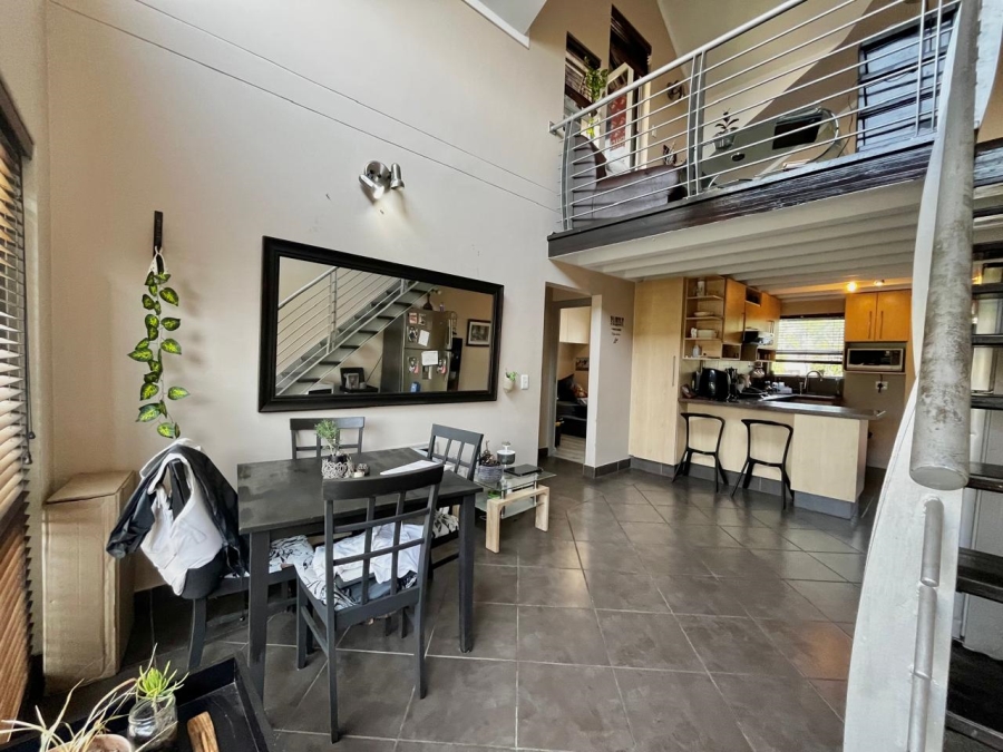 2 Bedroom Property for Sale in Lonehill Gauteng