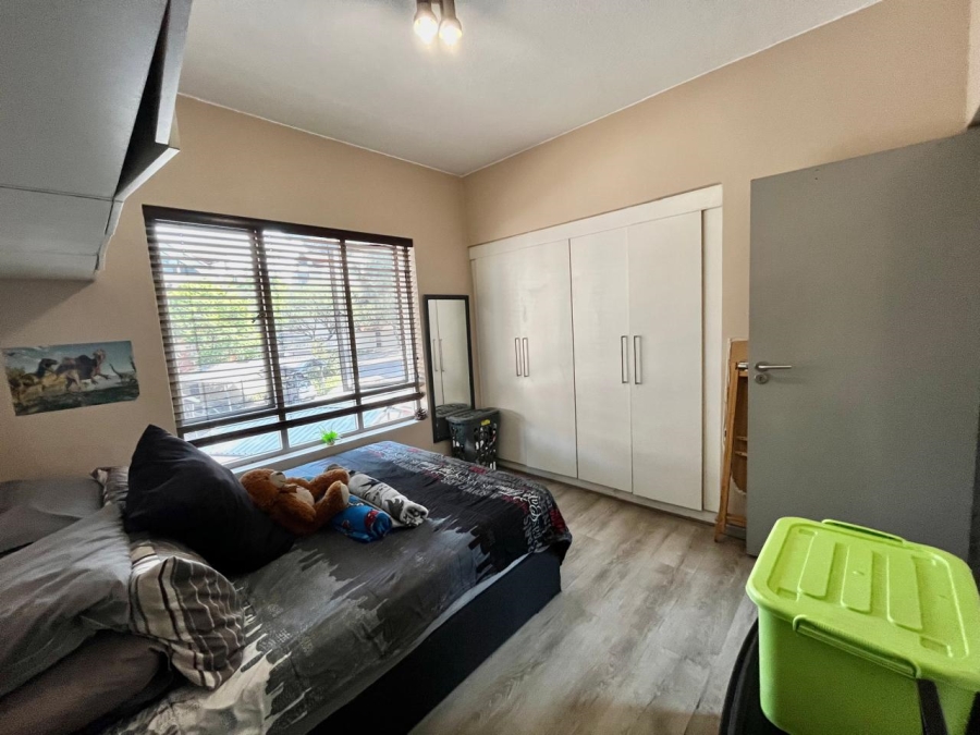 2 Bedroom Property for Sale in Lonehill Gauteng