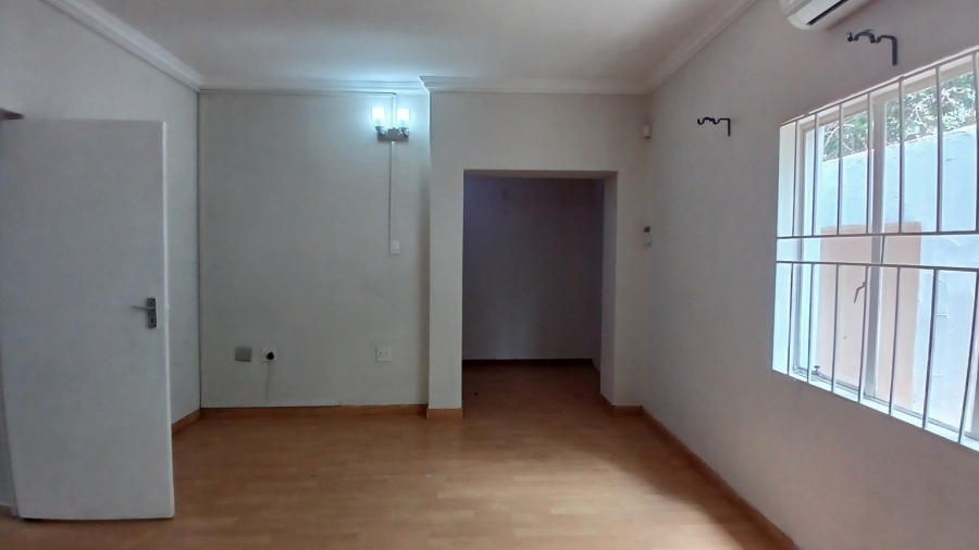 To Let 4 Bedroom Property for Rent in Brackenhurst Gauteng