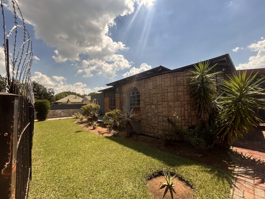 3 Bedroom Property for Sale in Randfontein Central Gauteng