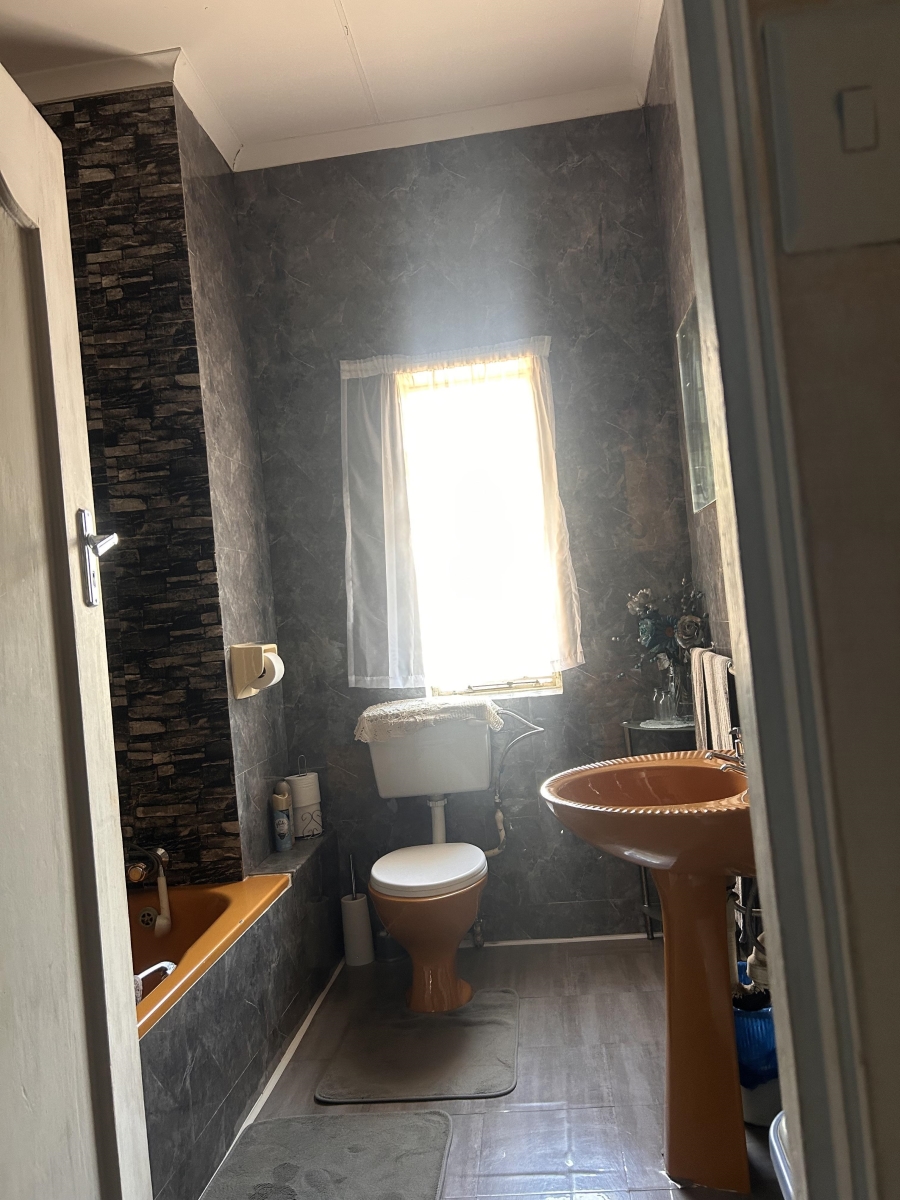 3 Bedroom Property for Sale in Randfontein Central Gauteng