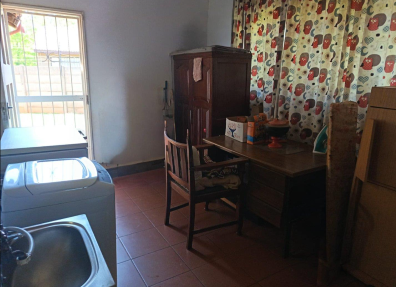 To Let 3 Bedroom Property for Rent in Krugersrus Gauteng
