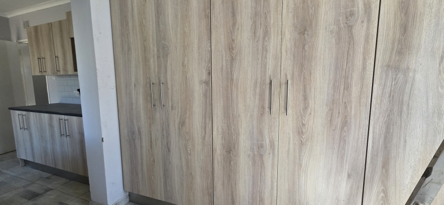 To Let 4 Bedroom Property for Rent in Impala Park Gauteng