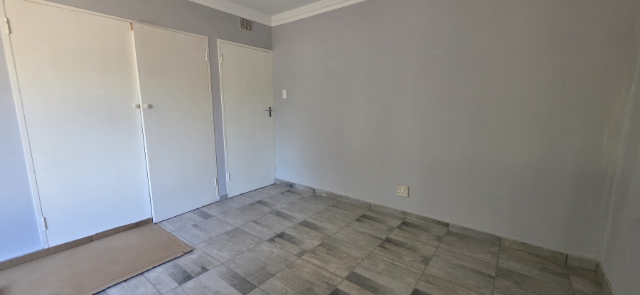 To Let 4 Bedroom Property for Rent in Impala Park Gauteng