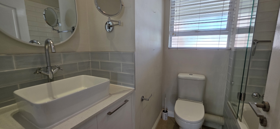 2 Bedroom Property for Sale in Greenstone Hill Gauteng